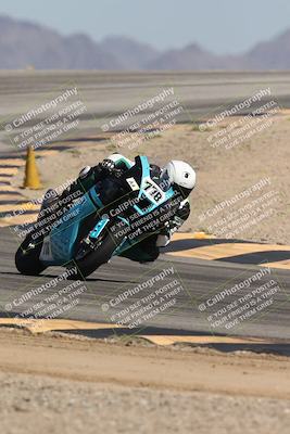 media/Oct-02-2025-Racers Edge (Thu) [[2c91cb6ab3]]/2-A Group/Session 5-Turn 12 (130pm)/